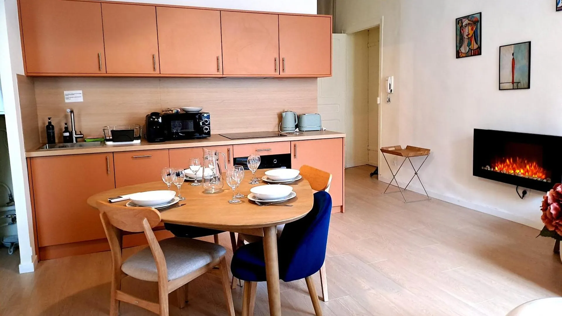 公寓 Chez Laura & Thomas - Appartement T3 Centre Ville, Proche Vieux Port, Opera, Place Aux Huiles 马赛